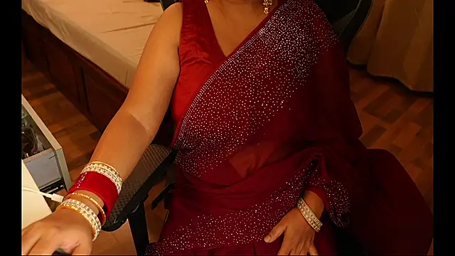 sneha hussy online show from April 2026 12:02:01 AM