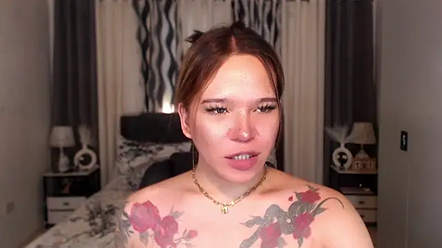 Snapshot of Evalyn_Shemale chatting on January 2026 03:42:02 AM Evalyn Shemale online show from January 2026 03:42:02 AM