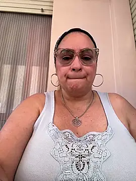 x elena x online show from May 2026 02:22:02 PM