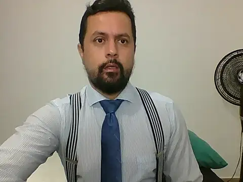 Snapshot of TRIISTAN_KING10 chatting on December 2024 07:38:02 PM TRIISTAN KING10 online show from December 2024 07:38:02 PM