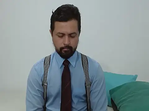 Snapshot of TRIISTAN_KING10 chatting on December 2024 03:22:02 PM TRIISTAN KING10 online show from December 2024 03:22:02 PM