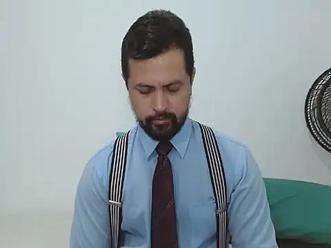 Snapshot of TRIISTAN_KING10 chatting on December 2024 07:54:02 PM TRIISTAN KING10 online show from December 2024 07:54:02 PM