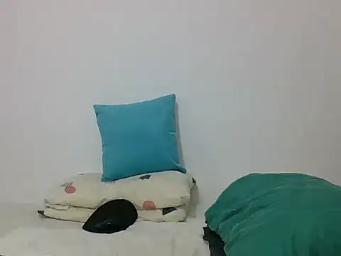 Snapshot of TRIISTAN_KING10 chatting on January 2025 10:02:01 PM TRIISTAN KING10 online show from January 2025 10:02:01 PM