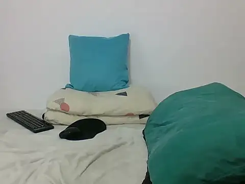 Snapshot of TRIISTAN_KING10 chatting on February 2025 08:24:01 PM TRIISTAN KING10 online show from February 2025 08:24:01 PM