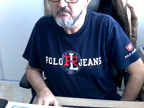 Snapshot of steb06 chatting on December 2025 02:56:01 PM steb06 online show from December 2025 02:56:01 PM