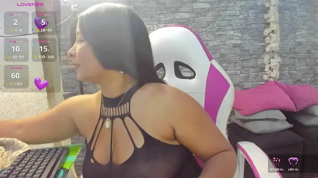 paola ih online show from May 2026 01:31:01 PM
