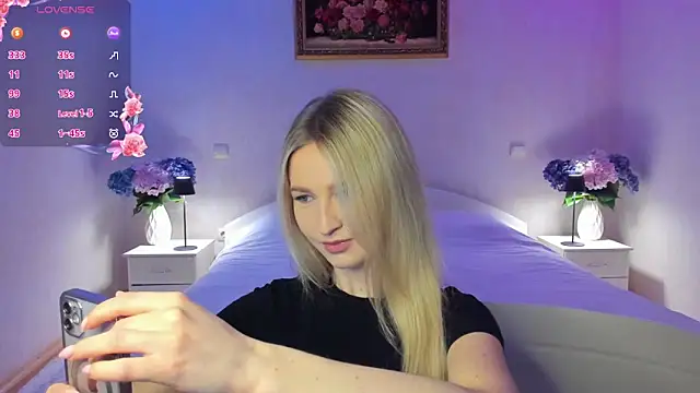 AnnaCarrera online show from April 2026 07:41:01 PM