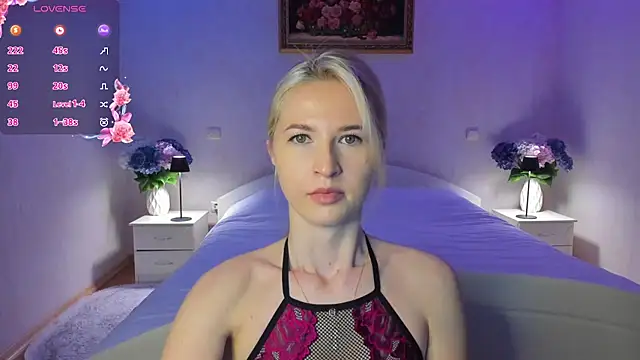 AnnaCarrera online show from May 2026 07:00:02 PM