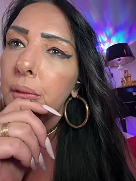 TiffanyRoxx online show from May 2026 10:05:02 PM