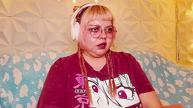 Satyn doll online show from May 2026 11:12:03 PM
