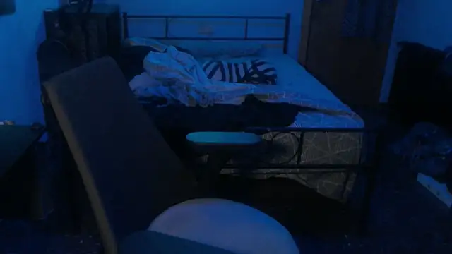 Snapshot of SexxxyLouis chatting on January 2025 07:42:02 AM SexxxyLouis online show from January 2025 07:42:02 AM