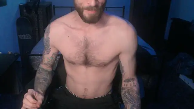 Snapshot of SexxxyLouis chatting on January 2025 08:23:02 PM SexxxyLouis online show from January 2025 08:23:02 PM