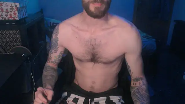 Snapshot of SexxxyLouis chatting on January 2025 08:46:01 PM SexxxyLouis online show from January 2025 08:46:01 PM