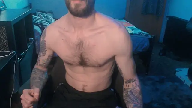 Snapshot of SexxxyLouis chatting on February 2025 07:27:02 PM SexxxyLouis online show from February 2025 07:27:02 PM