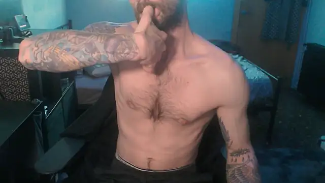 Snapshot of SexxxyLouis chatting on February 2025 02:09:02 PM SexxxyLouis online show from February 2025 02:09:02 PM