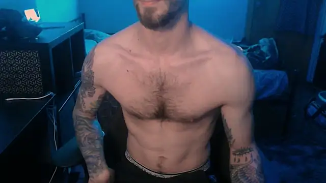 Snapshot of SexxxyLouis chatting on February 2025 12:19:01 PM SexxxyLouis online show from February 2025 12:19:01 PM