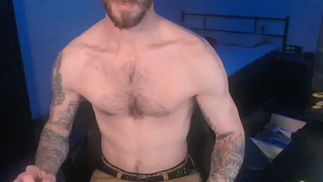 Snapshot of SexxxyLouis chatting on March 2025 01:38:02 PM SexxxyLouis online show from March 2025 01:38:02 PM