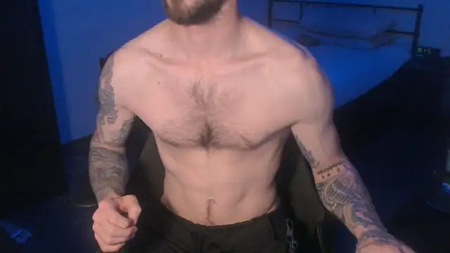 Snapshot of SexxxyLouis chatting on March 2025 08:22:01 PM SexxxyLouis online show from March 2025 08:22:01 PM