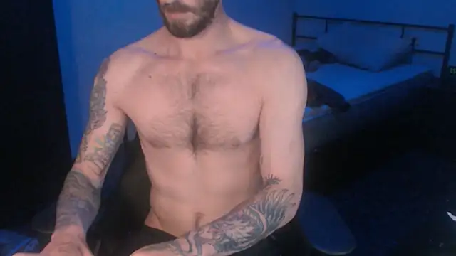 Snapshot of SexxxyLouis chatting on March 2025 01:25:02 PM SexxxyLouis online show from March 2025 01:25:02 PM