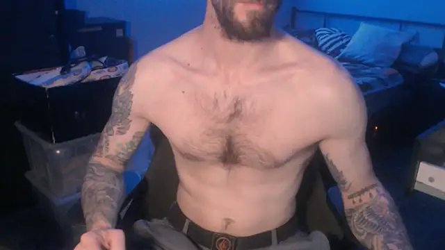 Snapshot of SexxxyLouis chatting on March 2025 08:37:02 AM SexxxyLouis online show from March 2025 08:37:02 AM