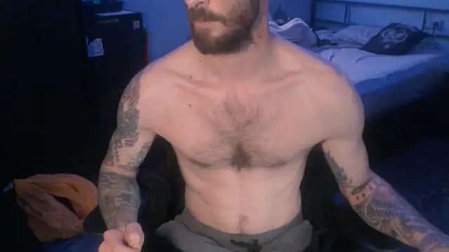 Snapshot of SexxxyLouis chatting on March 2025 01:31:02 PM SexxxyLouis online show from March 2025 01:31:02 PM