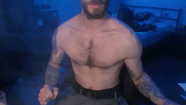 Snapshot of SexxxyLouis chatting on March 2025 08:23:02 AM SexxxyLouis online show from March 2025 08:23:02 AM