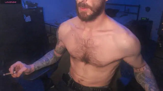 Snapshot of SexxxyLouis chatting on October 2025 08:48:01 PM SexxxyLouis online show from October 2025 08:48:01 PM