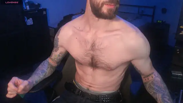 Snapshot of SexxxyLouis chatting on October 2025 08:34:02 AM SexxxyLouis online show from October 2025 08:34:02 AM