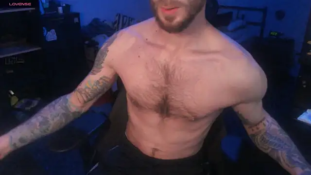 Snapshot of SexxxyLouis chatting on October 2025 01:54:02 PM SexxxyLouis online show from October 2025 01:54:02 PM