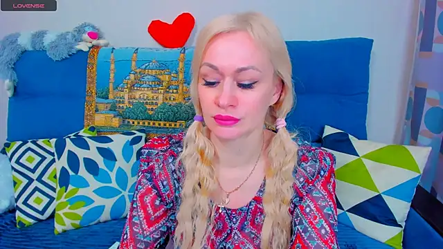 EllenMoore online show from January 2025 05:34:01 AM