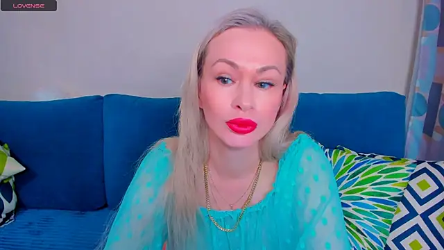 EllenMoore online show from September 2025 03:06:02 AM