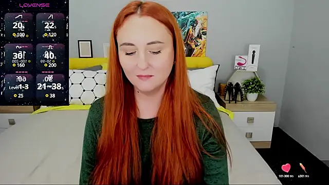 BabeLessi online show from December 2024 09:44:02 PM