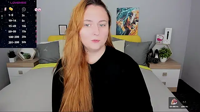 BabeLessi online show from September 2025 05:24:02 PM