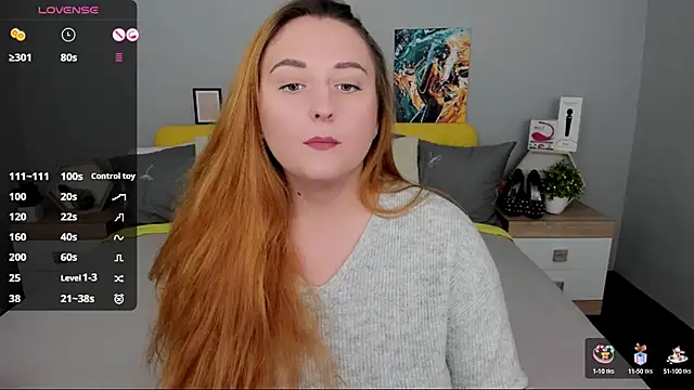 BabeLessi online show from October 2025 05:34:01 PM