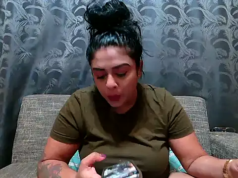 indianishkq7 online show from January 2025 02:28:02 PM