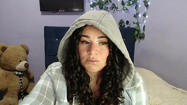 ANGELIQUE KLANE online show from December 2024 11:47:01 PM