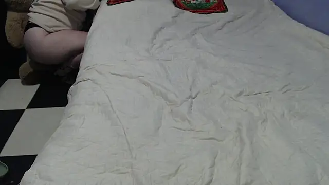 ANGELIQUE KLANE online show from December 2024 08:04:01 PM