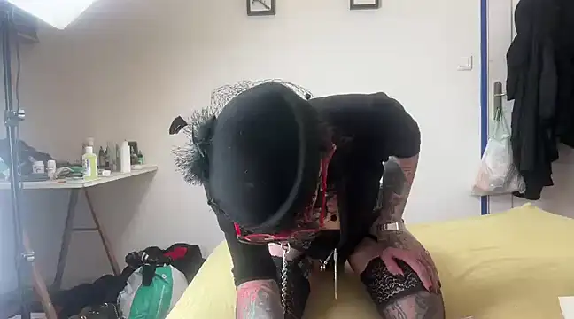 Snapshot of Wilmaaturbate chatting on March 2025 03:15:01 AM Wilmaaturbate online show from March 2025 03:15:01 AM