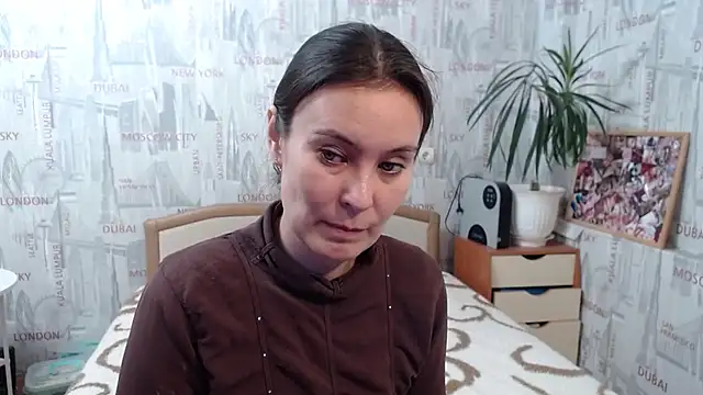 GinaQSoul online show from October 2025 10:24:01 AM