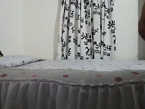 Snapshot of mari657 chatting on December 2024 08:33:01 PM mari657 online show from December 2024 08:33:01 PM