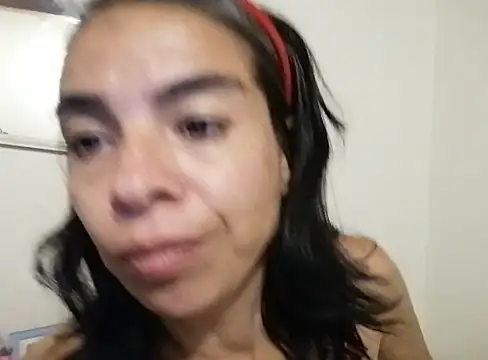 Snapshot of mari657 chatting on December 2024 05:04:02 AM mari657 online show from December 2024 05:04:02 AM