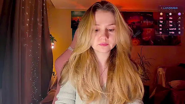 GoodWitch  online show from September 2025 06:26:01 AM