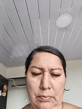 Brenda Berck  online show from May 2026 07:52:01 PM