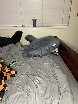 Snapshot of Kira_tattoo chatting on January 2025 05:26:02 AM Kira tattoo online show from January 2025 05:26:02 AM