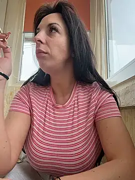 Almmaxxxx online show from April 2026 06:03:02 AM