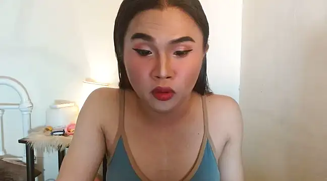 JustineBIGCUM online show from December 2024 06:43:02 AM