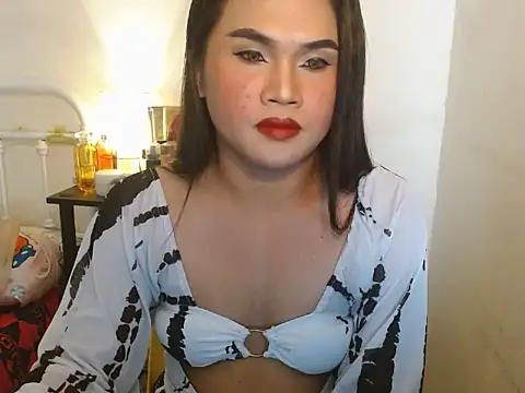 Snapshot of JustineBIGCUM chatting on November 2025 08:35:02 AM JustineBIGCUM online show from November 2025 08:35:02 AM