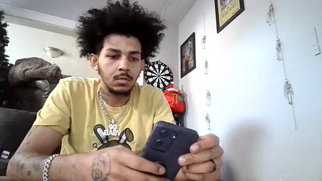 Snapshot of bigdickjojo69 chatting on February 2026 10:26:01 PM bigdickjojo69 online show from February 2026 10:26:01 PM