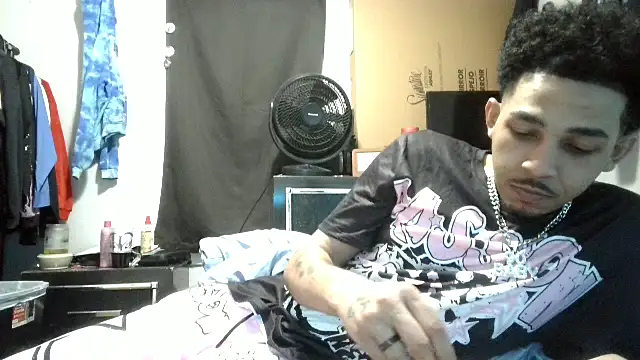 Snapshot of bigdickjojo69 chatting on February 2026 02:08:02 AM bigdickjojo69 online show from February 2026 02:08:02 AM