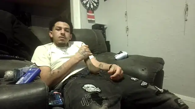 Snapshot of bigdickjojo69 chatting on February 2026 05:08:02 AM bigdickjojo69 online show from February 2026 05:08:02 AM